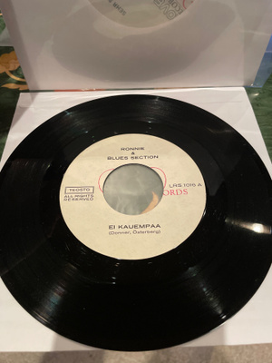 Ronnie & Blues Section - Ei Kauempaa 7" LOVE RECORDS ORIG
