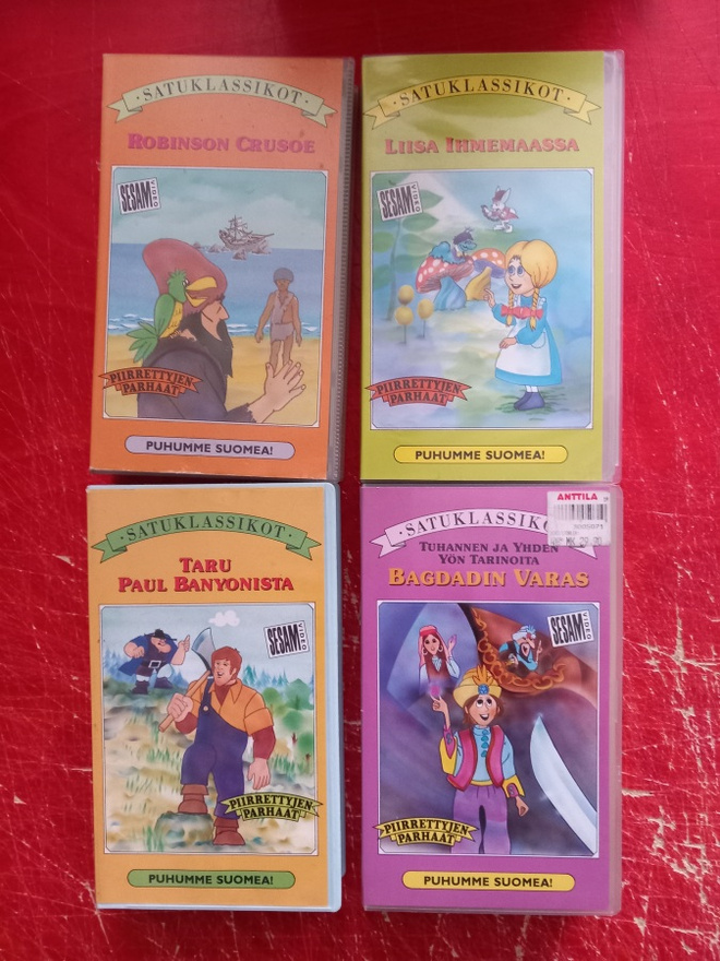 Piirrettyjä 5€/kpl [VHS]