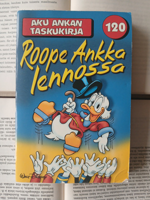 Aku Ankan taskukirja 120 • Roope Ankka lennossa