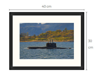 Uusi Sukellusvene art print kehystetty 30 cm x 40 cm