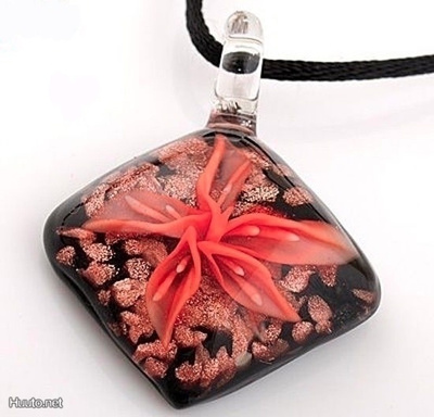 1340 .. Murano Kaunis Lampwork Taidelasi .. Kaulakoru