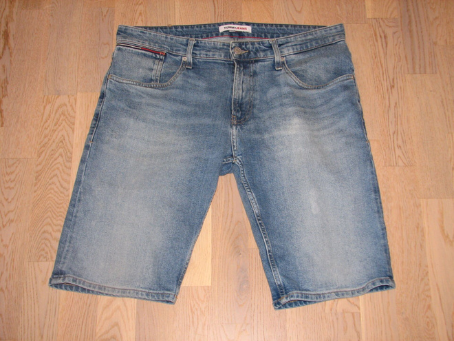 TOMMY JEANS W34" FARKKUSHORTSIT