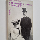 Glory Leppänen : Arkkipiispan perhe ja Aino Ackte - pikkukuva 1