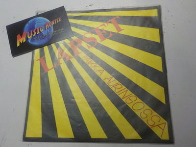 LAPSET - PAIKKA AURINGOSSA EX-/EX+ 7'' SINGLE