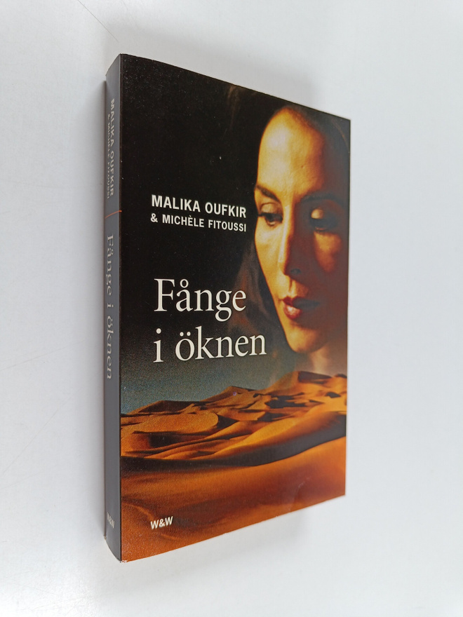 Malika Oufkir ym. : Fånge i öknen