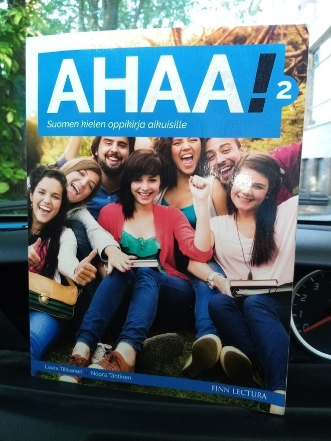 Tikkanen :  AHAA 2 Suomen kielen oppikirja aikuisille