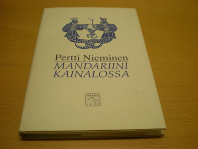 Pertti Nieminen: Mandariini kainalossa - Kirjoituksia vanhan