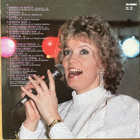 LP Eila Pienimäki - Yksi ainoa ihminen (1990) nimmarilla - pikkukuva 2