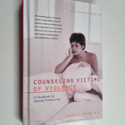 Sandra L. Brown : Counseling Victims of Violence - A Hand... - pikkukuva 1