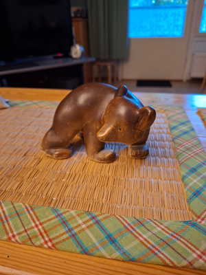 Arabian keraaminen karhu