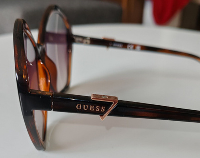 Aurinkolasit guess