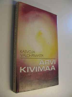 Arvi Kivimaa : Kasvoja valohämystä