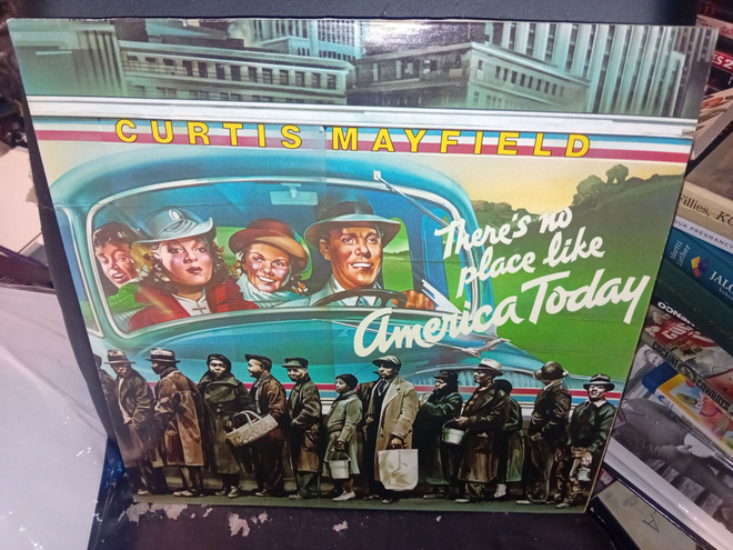 LP Curtis Mayfield : There's no place like America today