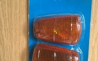 YAMAHA VILKUKUVUT KELTAISET.