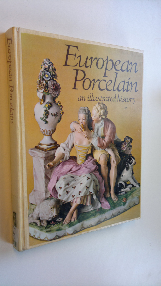 Jan Divis : European porcelain : an illustrated history