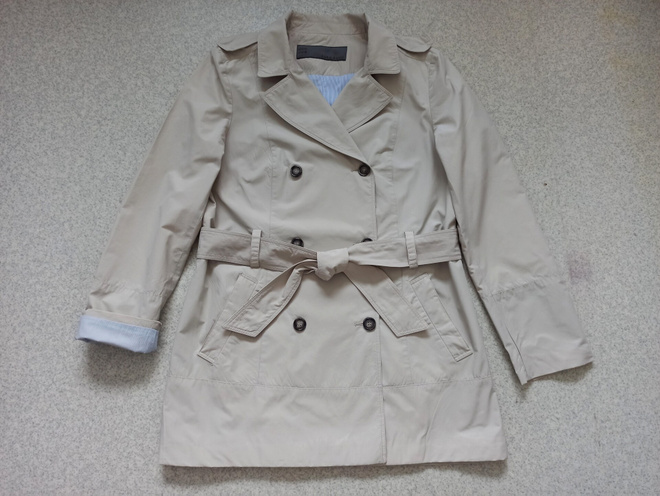 Zara vaalea trenssi, koko L(M)-30