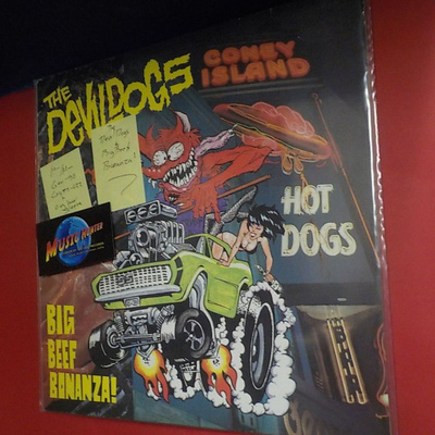 THE DEVIL DOGS - BIG BEEF BONANZA! M-/M- LP GER -90 PRESS