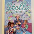 West, Madeleine : Stella ja salaisuus - pikkukuva 1