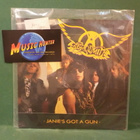 AEROSMITH - JANIE'S GOT A GUN M-/M- EU -89 7" SINGLE - pikkukuva 1