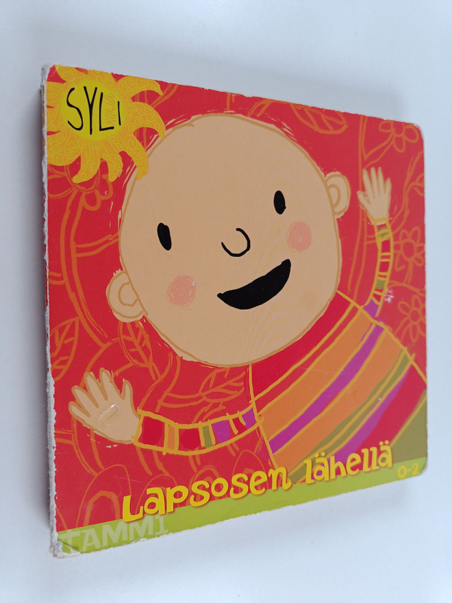 Karoliina Pertamo : Lapsosen lähellä