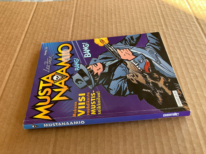 MUSTANAAMIO POKKARI 1/1992 HYVÄ