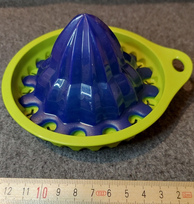 TUPPERWARE erilaiset varaosat