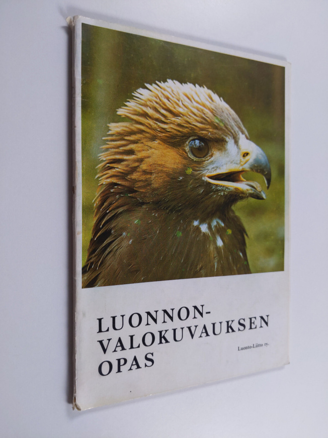 Pekka ym. (toim.) Nisula : Luonnonvalokuvauksen opas