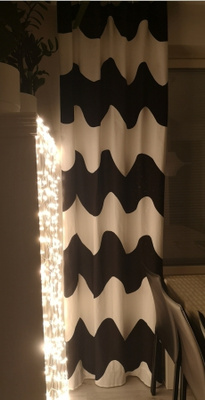 MARIMEKKO Lokkiverho 145 x 250