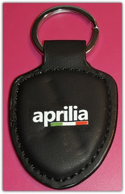 Pieni nahkainen Aprilia avaimenperä #30766