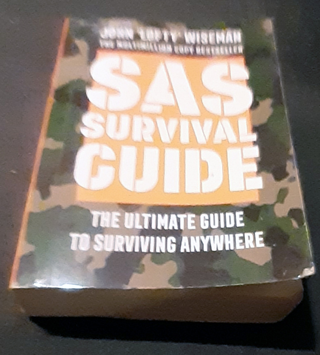 SAS Survival Guide - John "Lofty" Wiseman - 386 sivua