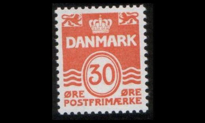 Tanska 744 ** Aaltoviiva 30 öre oranssi (1981)