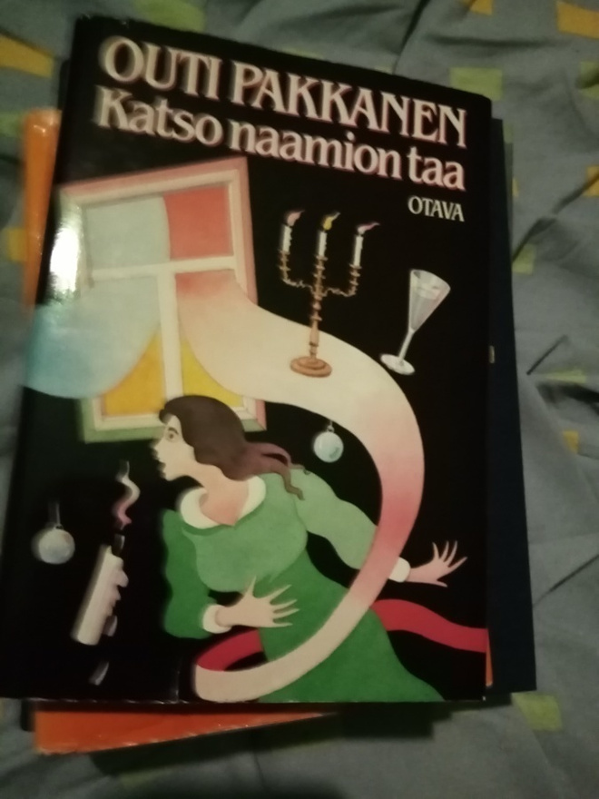 OUTI PAKKANEN : KATSO NAAMION TAA ( SIS POSTIKULU