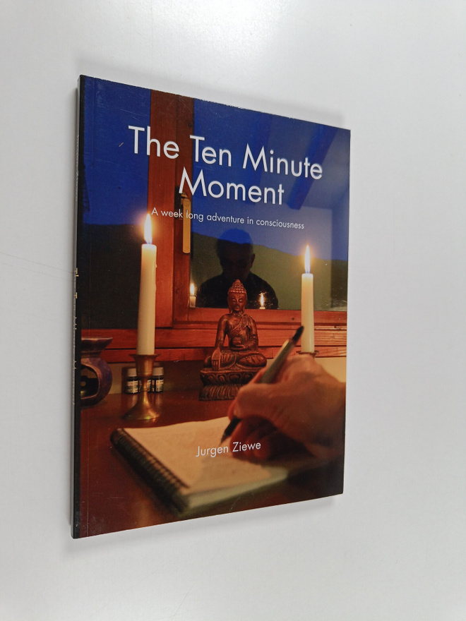 Jurgen Ziewe : The Ten Minute Moment - A week long advent...