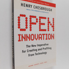 Henry W. Chesbrough : Open innovation : the new imperativ... - pikkukuva 1