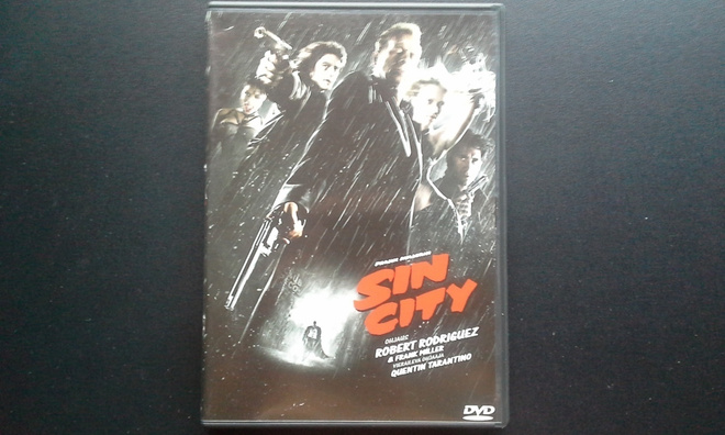 DVD: Sin City (Jessica Alba, Mickey Rourke,Bruce Willis 2005