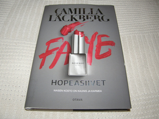 Camilla Läckberg Faye Hopeasiivet  -sid