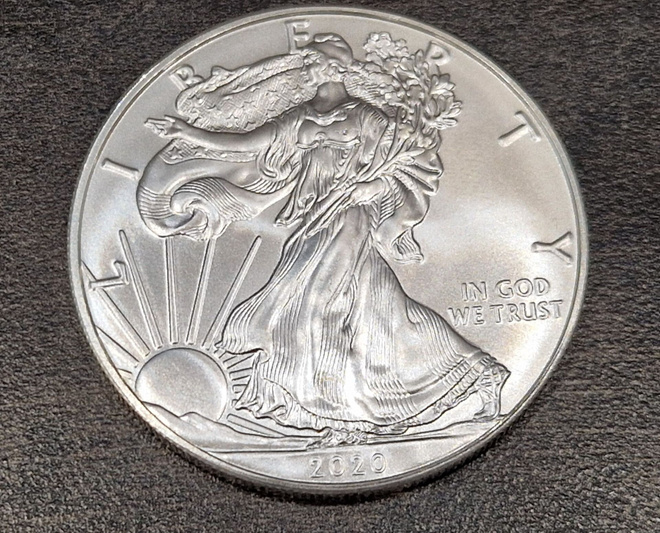 1 oz 999 Hopea raha American Silver Eagle 2020 one dollar