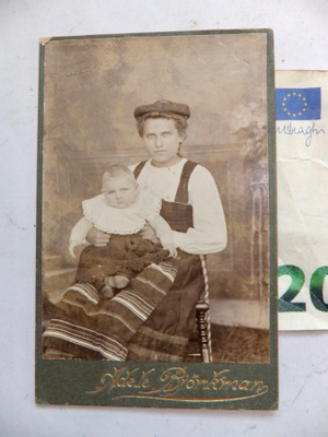 VANHA CDVValokuva Nuori Nainen Kansallispuku Lapsi 1900-l