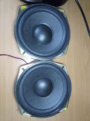 Sony basso elementit