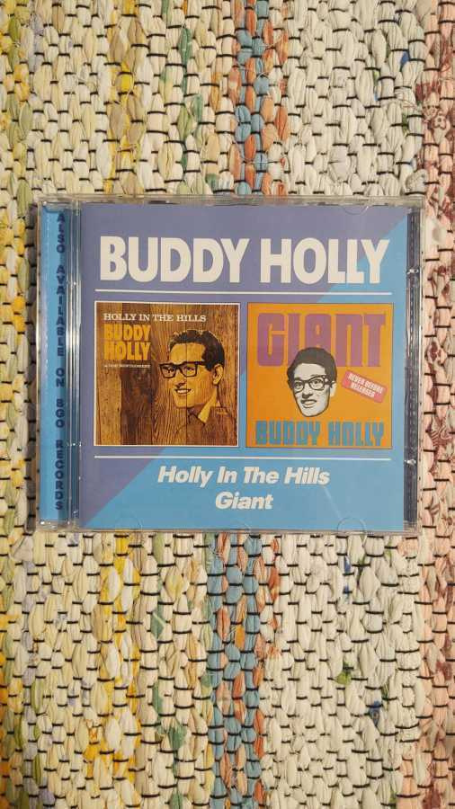 BUDDY HOLLY – Holly In The Hills/Giant CD