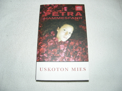 Petra Hammesfahr Uskoton mies -pok