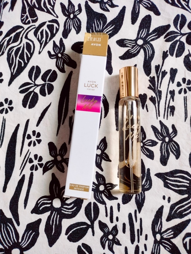 ~Avon Lucky me edp minisuihke~ 10ml