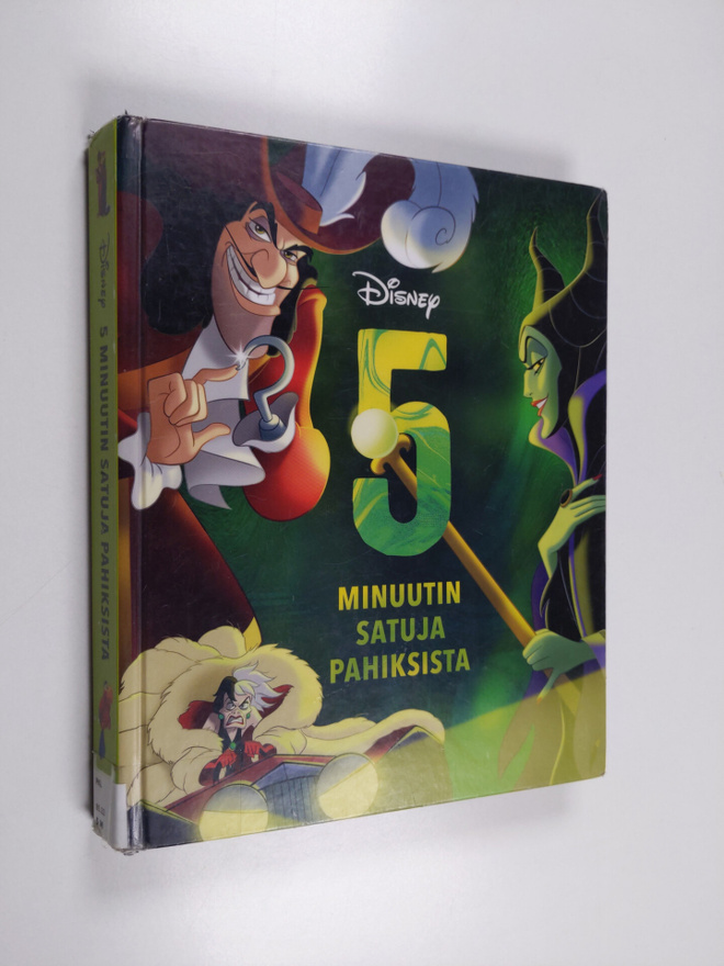 5 minuutin satuja pahiksista