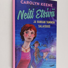 Carolyn Keene : Neiti Etsivä ja vanhan tammen salaisuus - pikkukuva 1