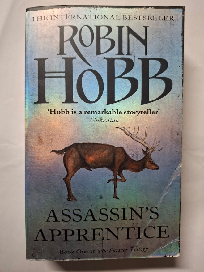 Hobb, Robin: Farseer, the book 1: Assassin's apprentice