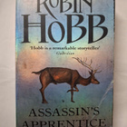 Hobb, Robin: Farseer, the book 1: Assassin's apprentice - pikkukuva 1