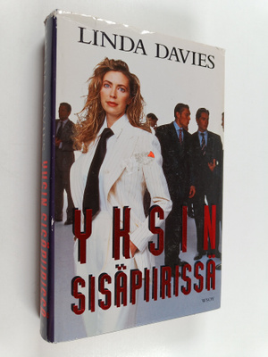 Linda Davies : Yksin sisäpiirissä