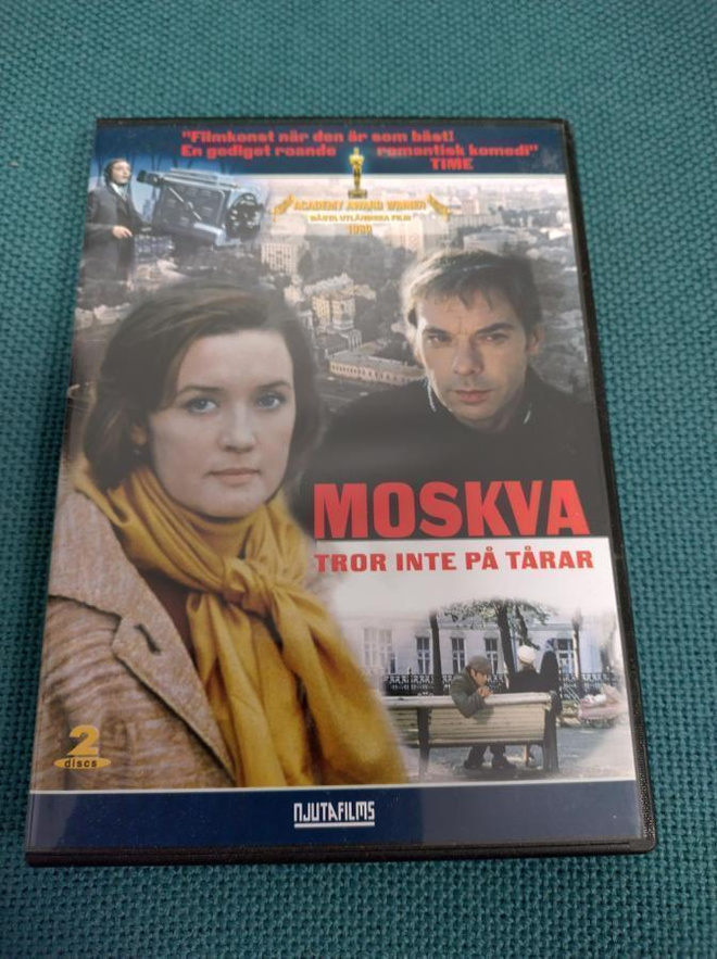 MOSKVA TROR INTE PÅ TÅRAR (Oscar -voittaja) SWE -text***