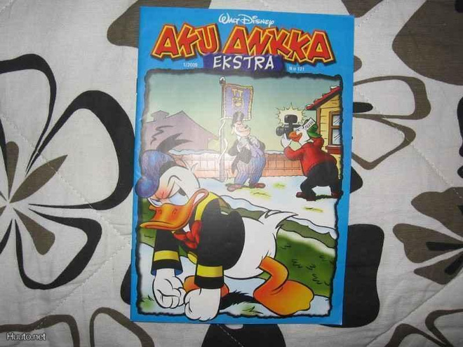 Aku Ankka 1/2009 N:o 121 Kuukauden sarjisekstra