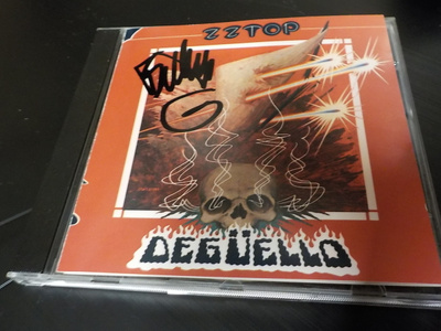 ZZ TOP - DEGUELLO CD KOLMELLA NIMMARILLA